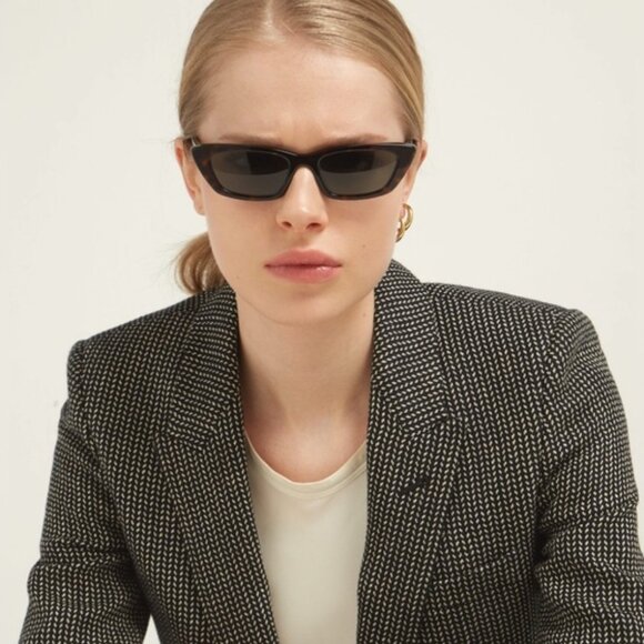 Saint Laurent tortoise sunglasses - Picture 1 of 4